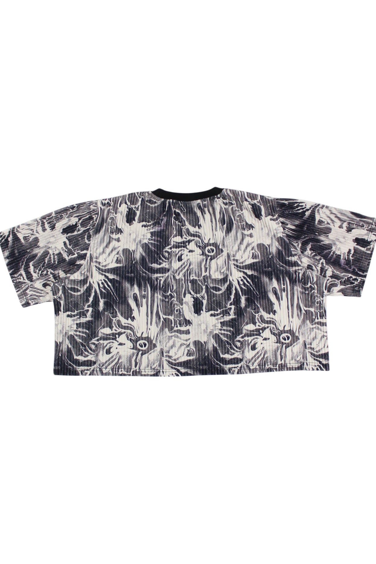 Alpha 60 - Cropped Tee