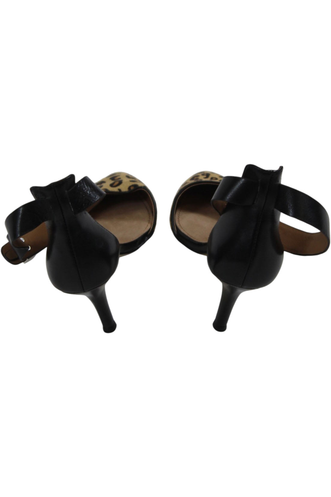 Diana Ferrari - Heels