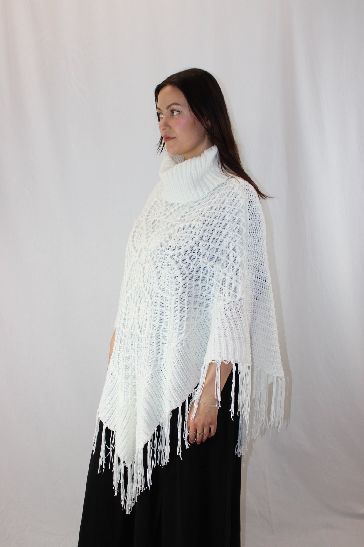 Esther - Knit Poncho