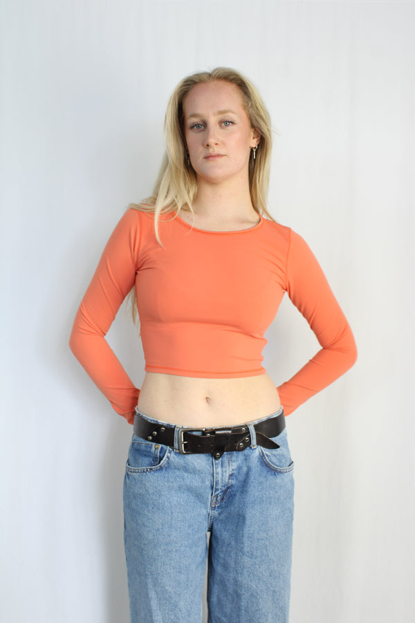 Active Cropped Long-Sleeve