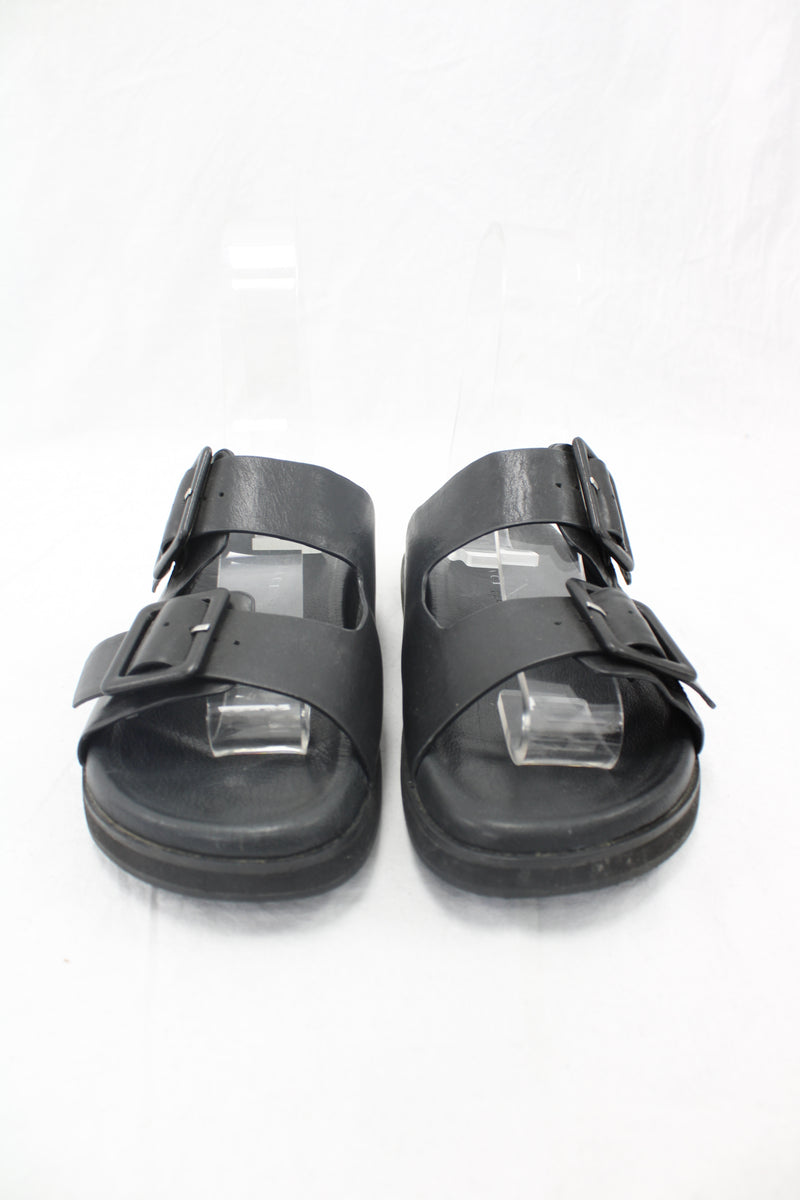 Mi Piaci - Leather Buckle Sandals