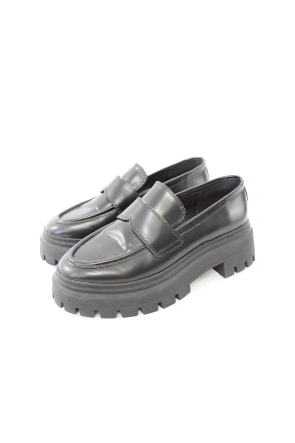 Country Road - Millie Loafers