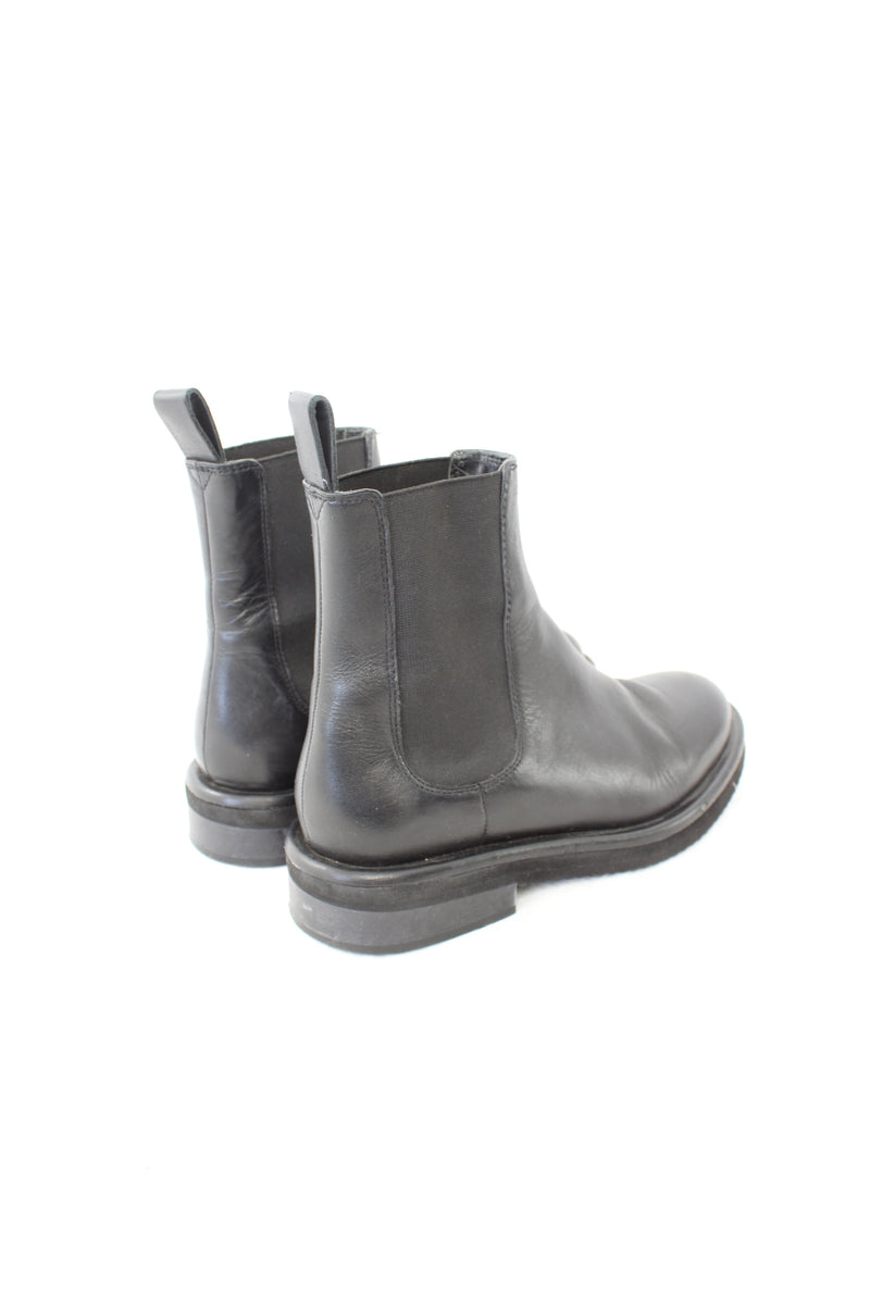 Country Road - Chelsea Boots