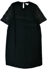 Juliette Hogan - Lace Sleeves Shift Dress