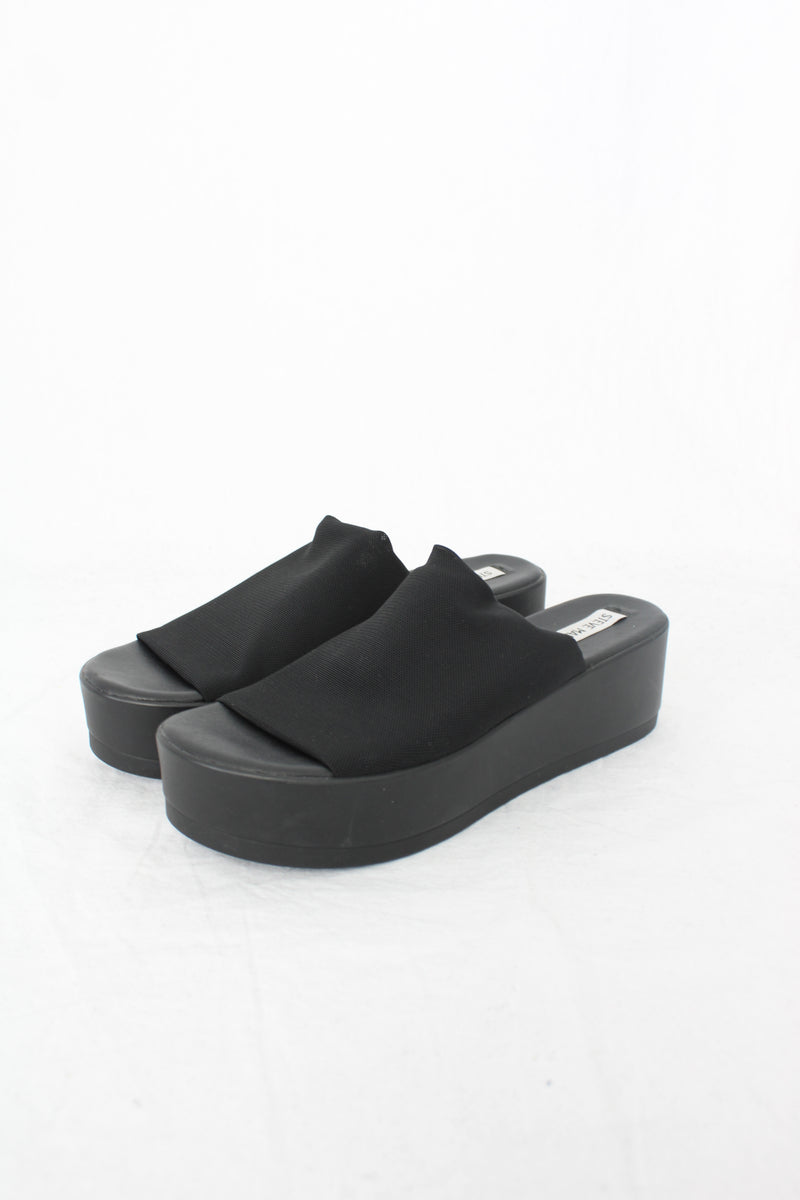 Steve Madden - Slinky Platform Slides