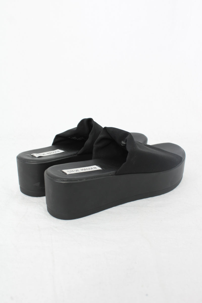 Steve Madden - Slinky Platform Slides