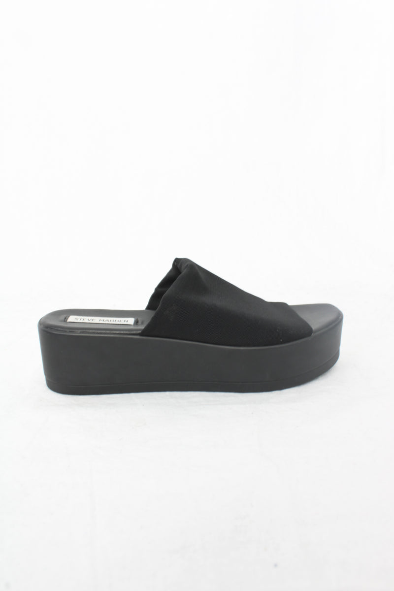 Steve Madden - Slinky Platform Slides