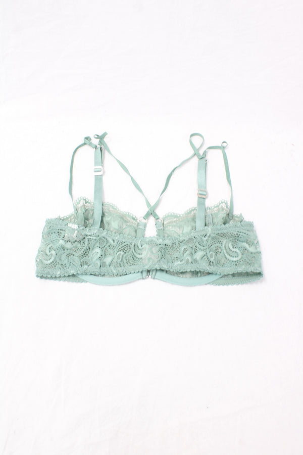 Lonely - Lace Underwire Bra