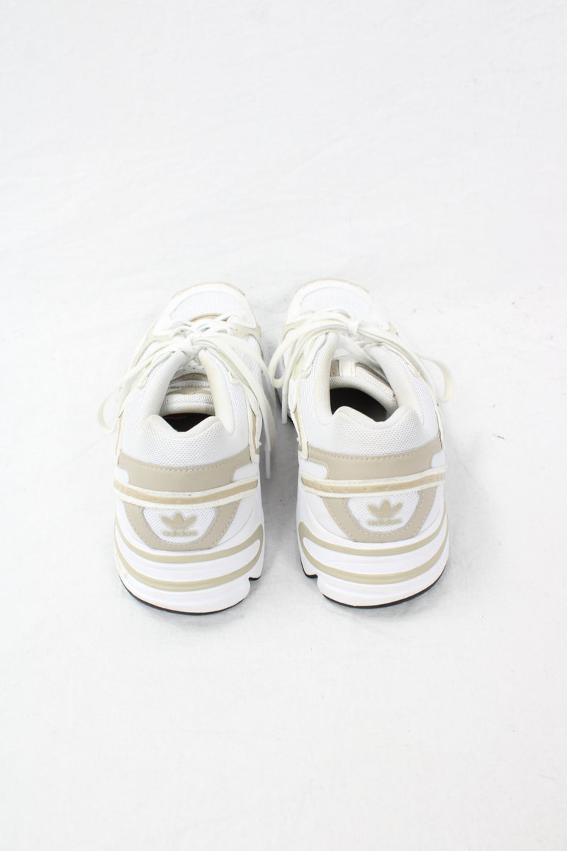 Adidas - Astir Wonder Beige Sneakers