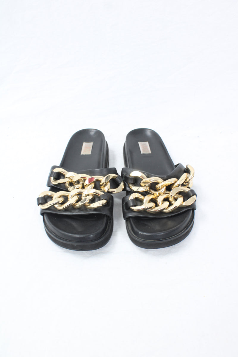 Kathryn Wilson - Chunky Chain Sandals
