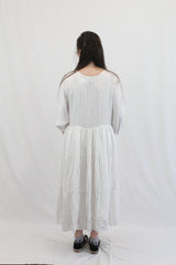 Blak - White Maxi