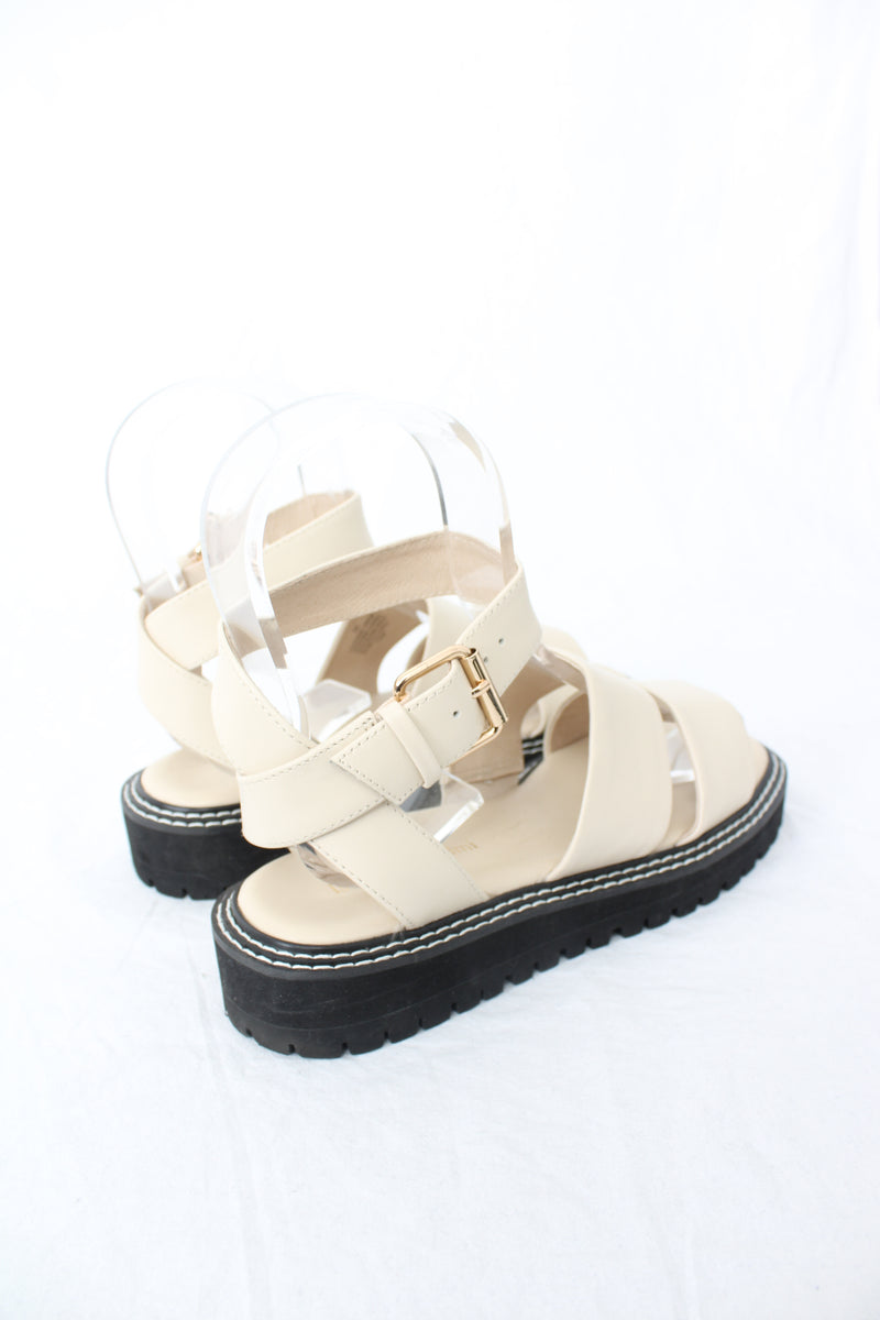 Isabella Anselmi - Cream Leather Sandals