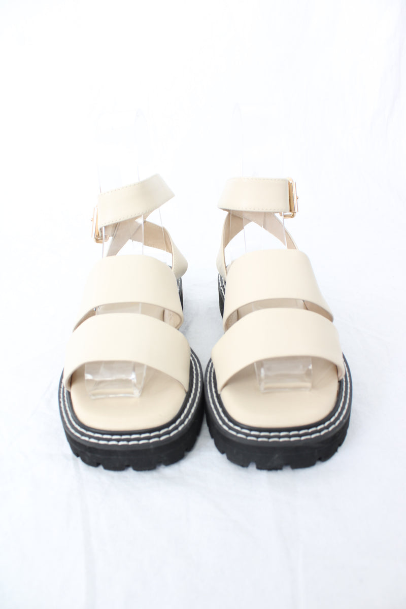 Isabella Anselmi - Cream Leather Sandals