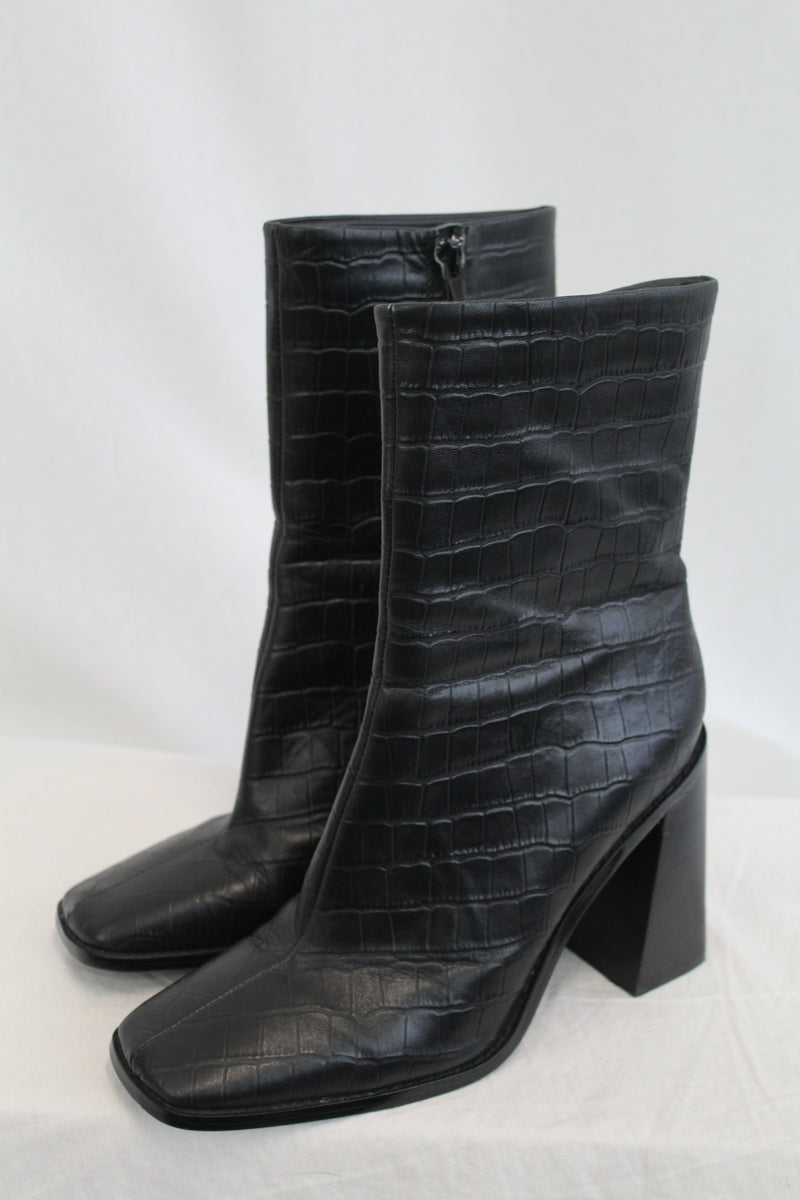 Siren - Leather Croc Chunky Boot