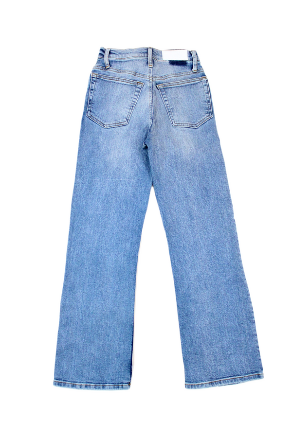 Cropped Straight Jean
